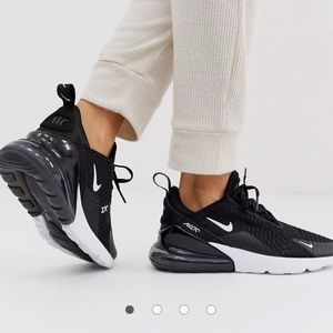 Nike Air Max 270 sneakers in black